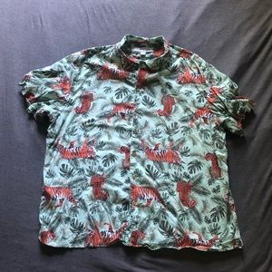 Old Navy short sleeve button up